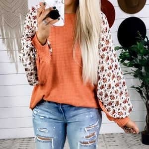 Floral sleeve top
